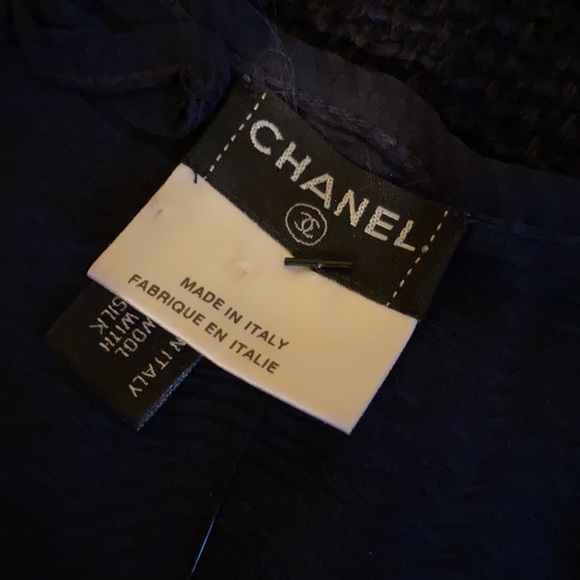 🌸SOLD 🌸 Authentic Chanel Tank Top from Fall 2002 Collection - Picture 6 of 7